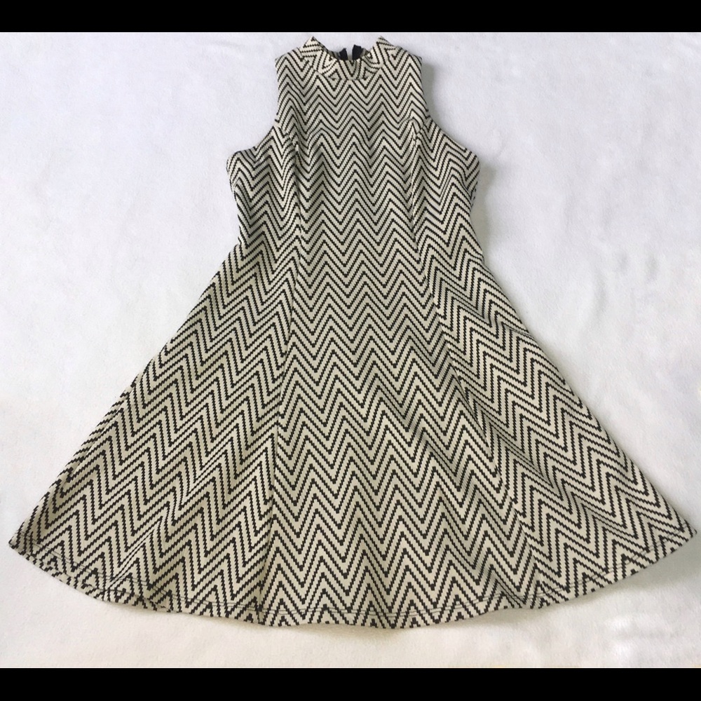 Cream & Black Chevron dress!